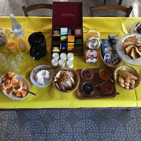 Tratalias Agriturismo Su Meurreddu מראה חיצוני תמונה
