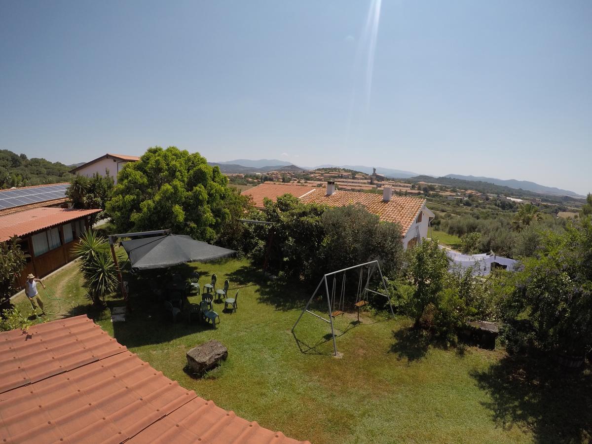 Tratalias Agriturismo Su Meurreddu מראה חיצוני תמונה