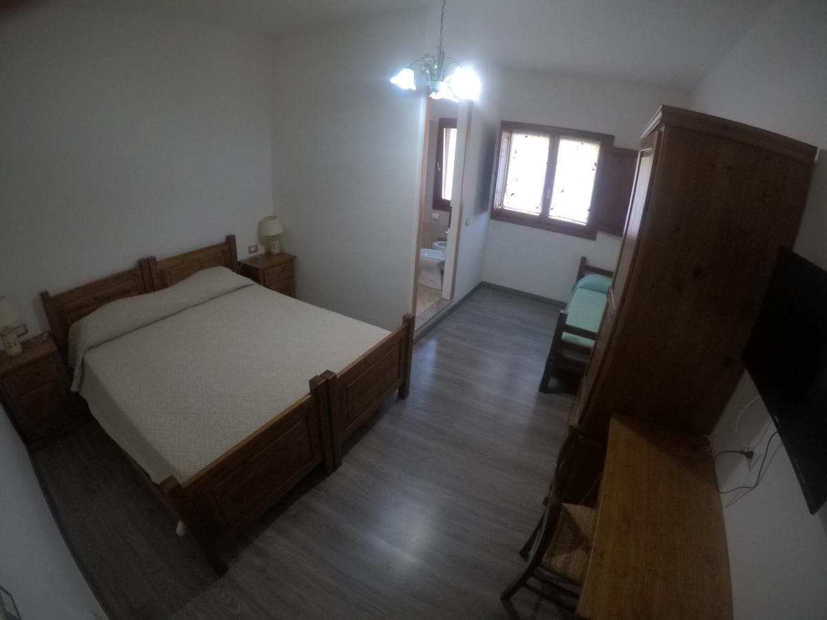 Tratalias Agriturismo Su Meurreddu מראה חיצוני תמונה