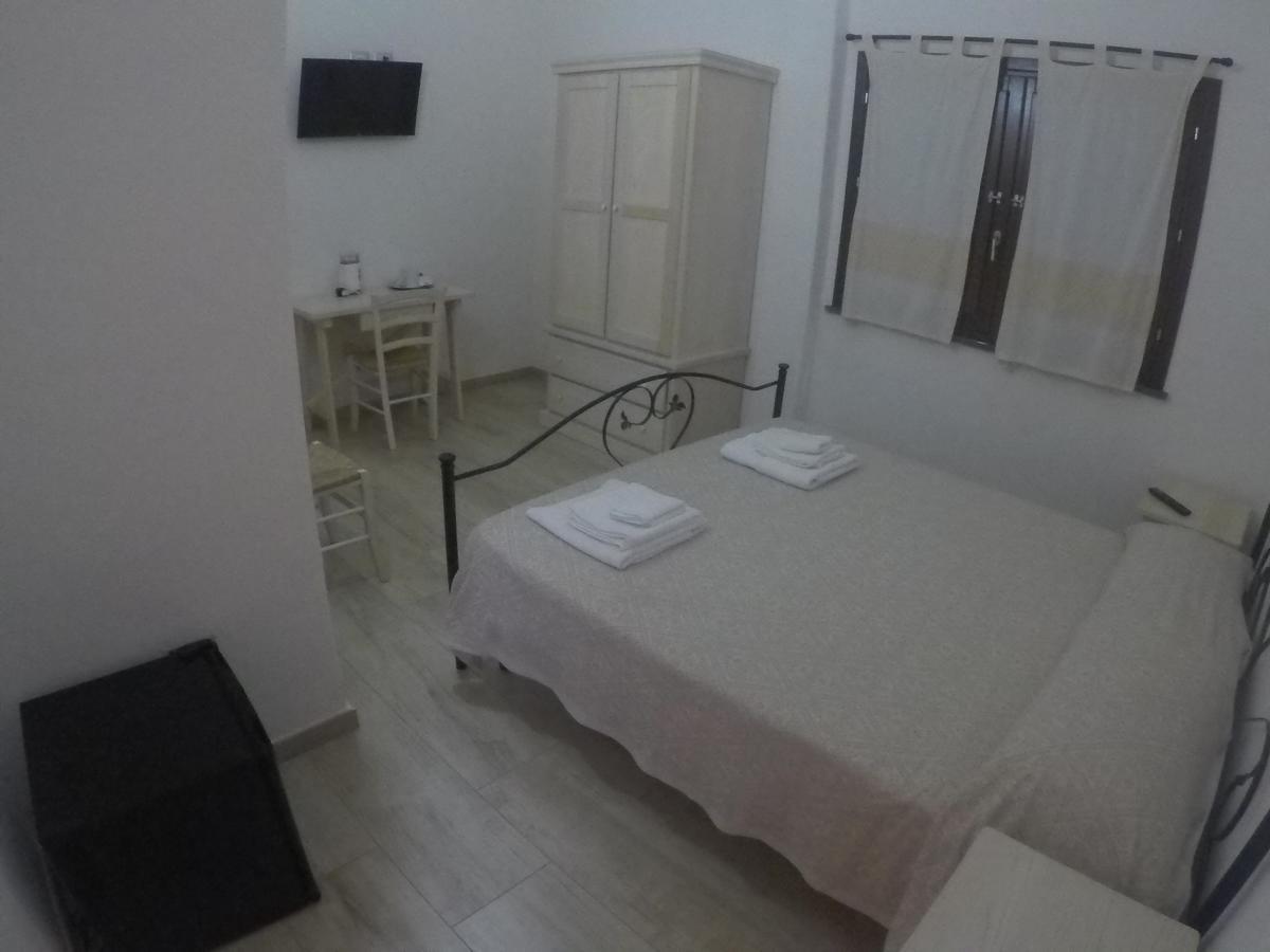 Tratalias Agriturismo Su Meurreddu מראה חיצוני תמונה