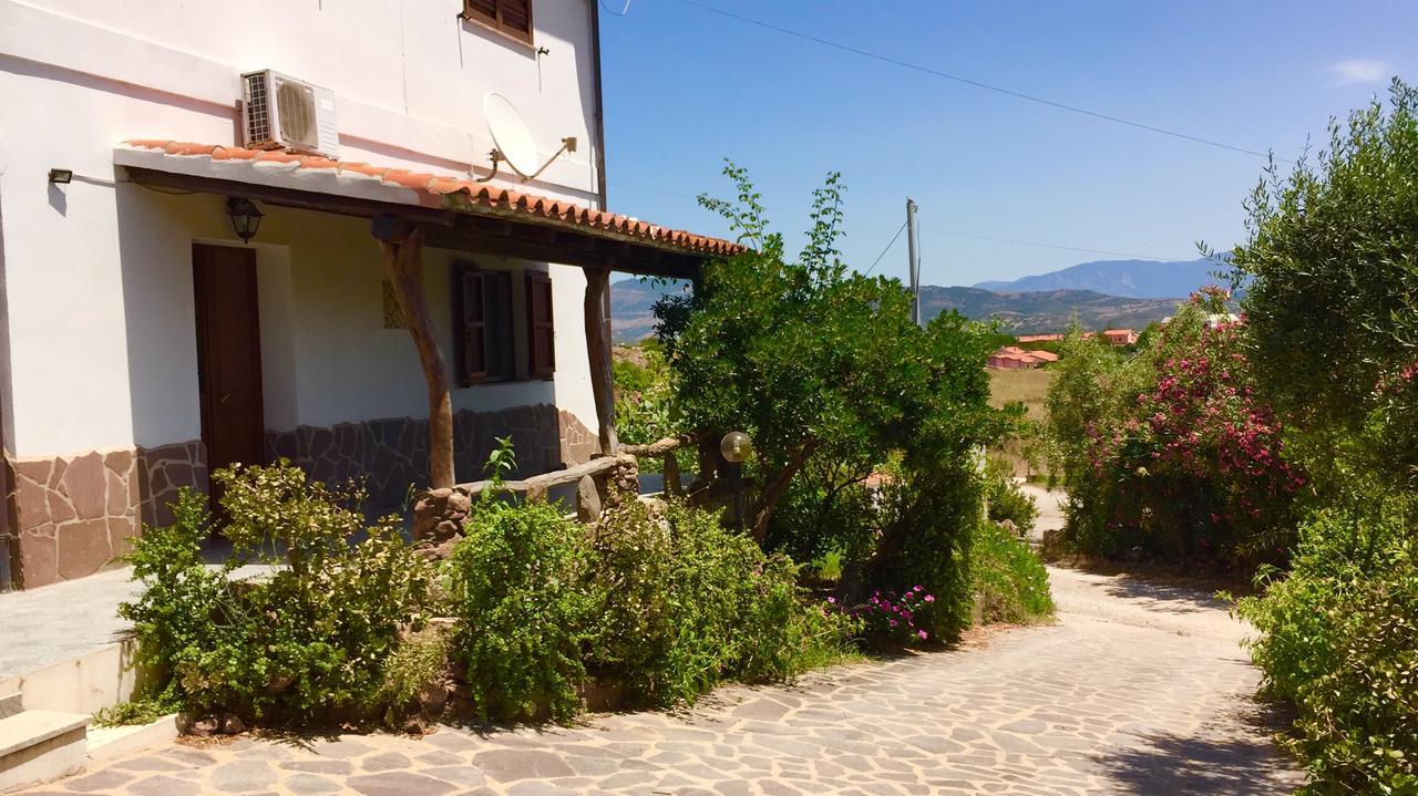 Tratalias Agriturismo Su Meurreddu מראה חיצוני תמונה