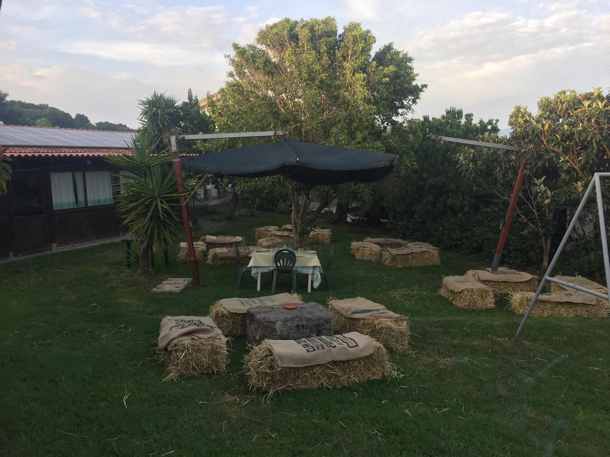 Tratalias Agriturismo Su Meurreddu מראה חיצוני תמונה
